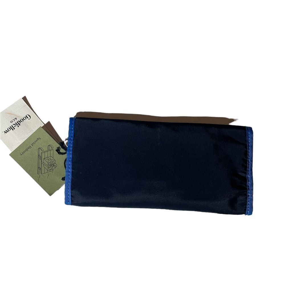 Goodfellow & Co Foldable Travel Wallet. - Picture 5 of 7